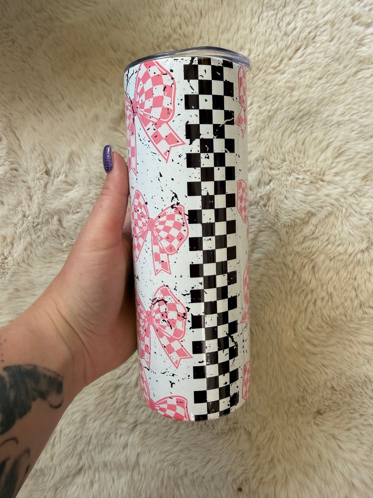Checkered pink bow mama